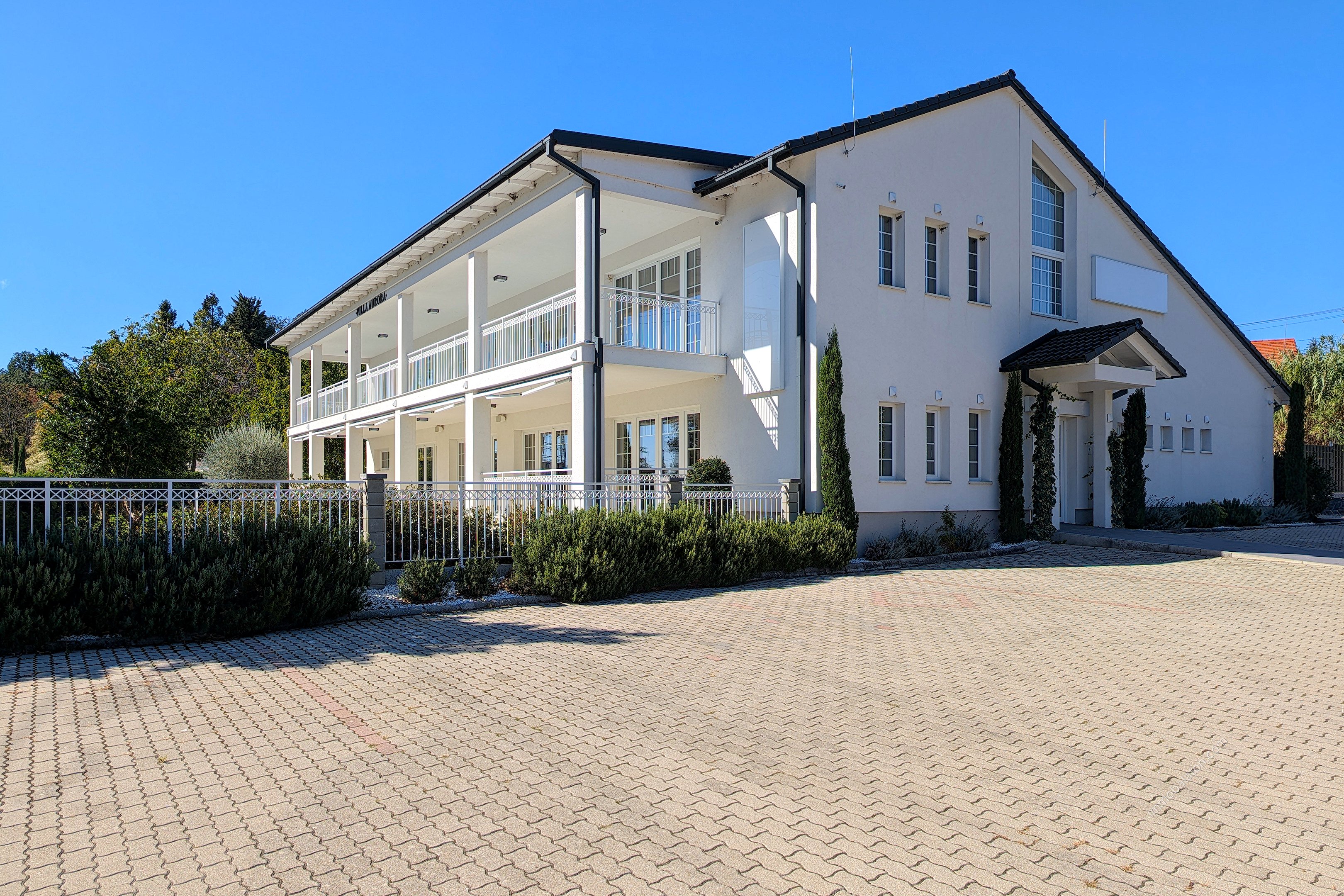 Villa Aurora – ahol a kivételes üzleti lokáció és a prémium életstílus találkozik
